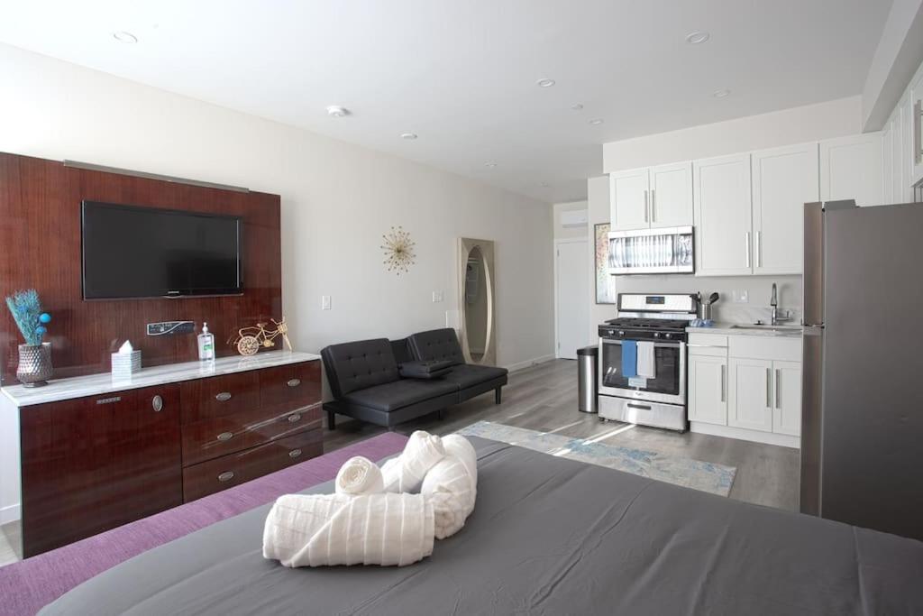 Luxurious Furnished Studio W Full Kitchen In Sd ซานดิเอโก ภายนอก รูปภาพ