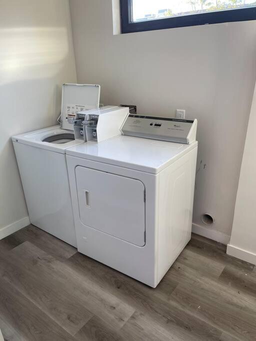 Luxurious Furnished Studio W Full Kitchen In Sd ซานดิเอโก ภายนอก รูปภาพ