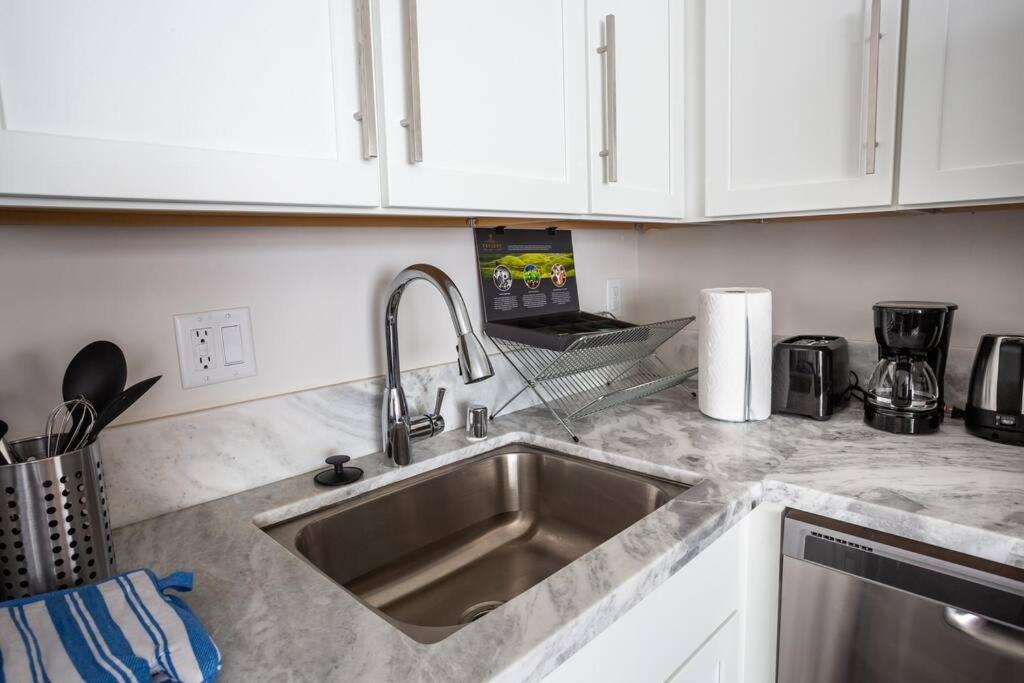 Luxurious Furnished Studio W Full Kitchen In Sd ซานดิเอโก ภายนอก รูปภาพ